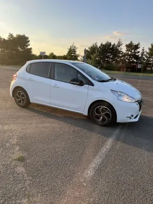 Peugeot 208 I (2012-2019) 1.4 HDi Active Pack 2015
