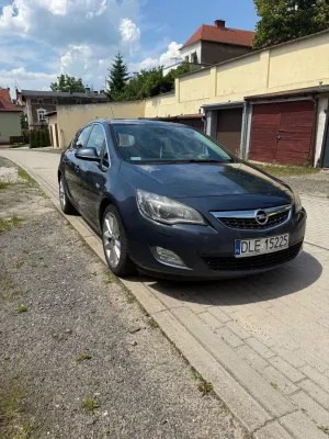 Opel Astra J (2009-2019) 1.7 CDTI DPF Edition Sport 2009
