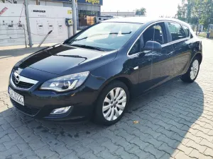 Opel Astra J (2009-2019) 1.4 Turbo Cosmo 2011