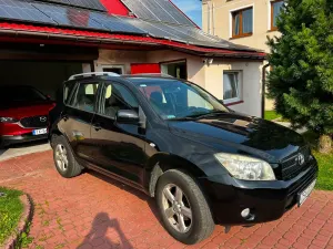 Toyota Rav4 III (2006-2012) 2.2 D-4D Luna 2006