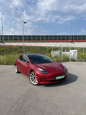 Tesla Model 3 2019
