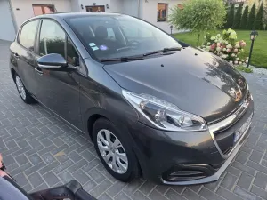 Peugeot 208 I (2012-2019) 2015