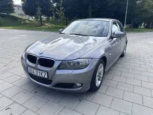 BMW 3 Series E90/E91/E92/E93 (2005-2012) 318i 2009