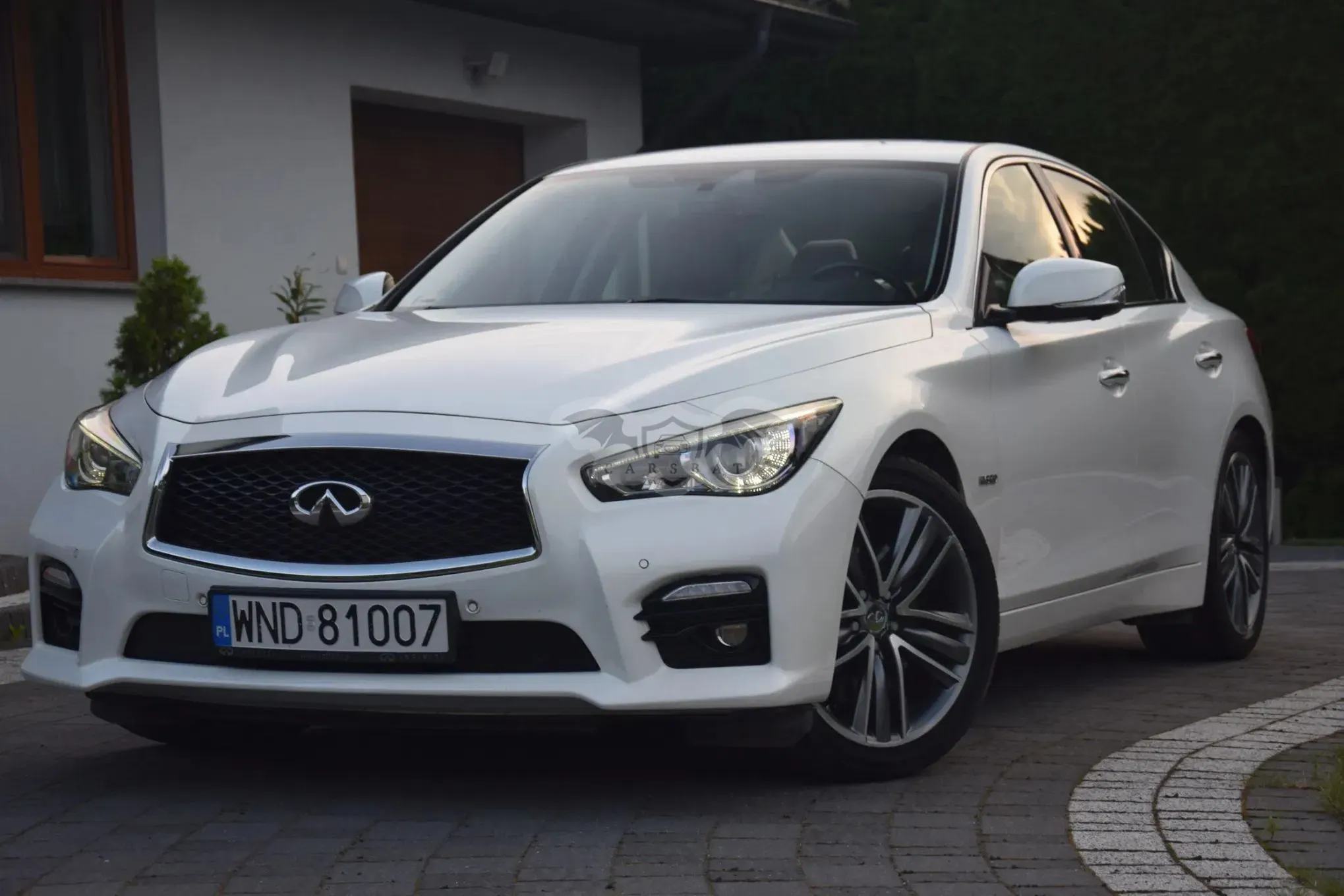 Infiniti Q50 2015