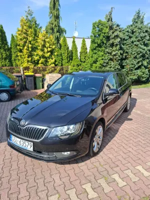 Skoda Superb II (2008-2018) 2.0 TDI Elegance DSG 2013