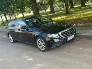 Mercedes-Benz E W213 (2016-2023) 220 d 9G-TRONIC 2017