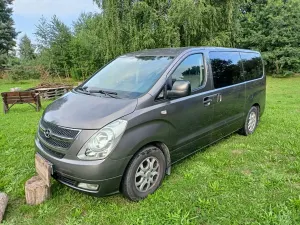 Hyundai H1 2012
