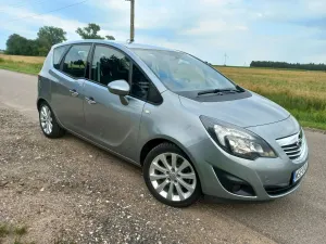 Opel Meriva II (2010-) 1.4 T Cosmo 2010