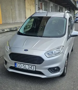 Ford Tourneo Courier 1.0 EcoBoost Titanium 2019
