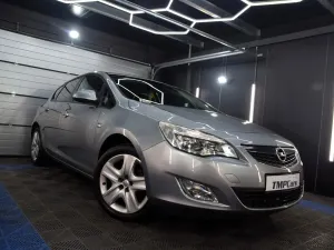 Opel Astra J (2009-2019) 1.4 Turbo 2011