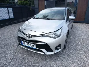 Toyota Avensis III (2009-) 1.8 Premium 2016