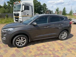 Hyundai Tucson III (2015-2020) 2.0 CRDI Style 4WD 2016