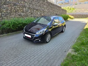 Peugeot 208 I (2012-2019) 1.2 PureTech GPF Signature S&S 2019