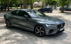 Volvo S60 III (2018-) B4 B R-Design 2021