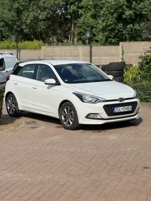 Hyundai i20 II (2014-2020) 1.1 CRDi YES Gold 2015