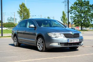 Skoda Superb II (2008-2018) 2.0 TDI Elegance DSG 2009