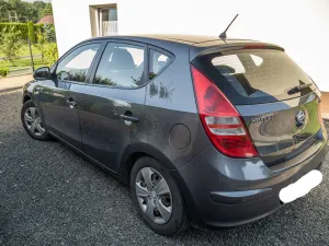 Hyundai i30 I (2007-2012) 1.4 Base 2009