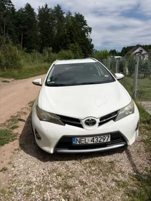 Toyota Auris II (2012-) 2.0 D-4D Dynamic 2013
