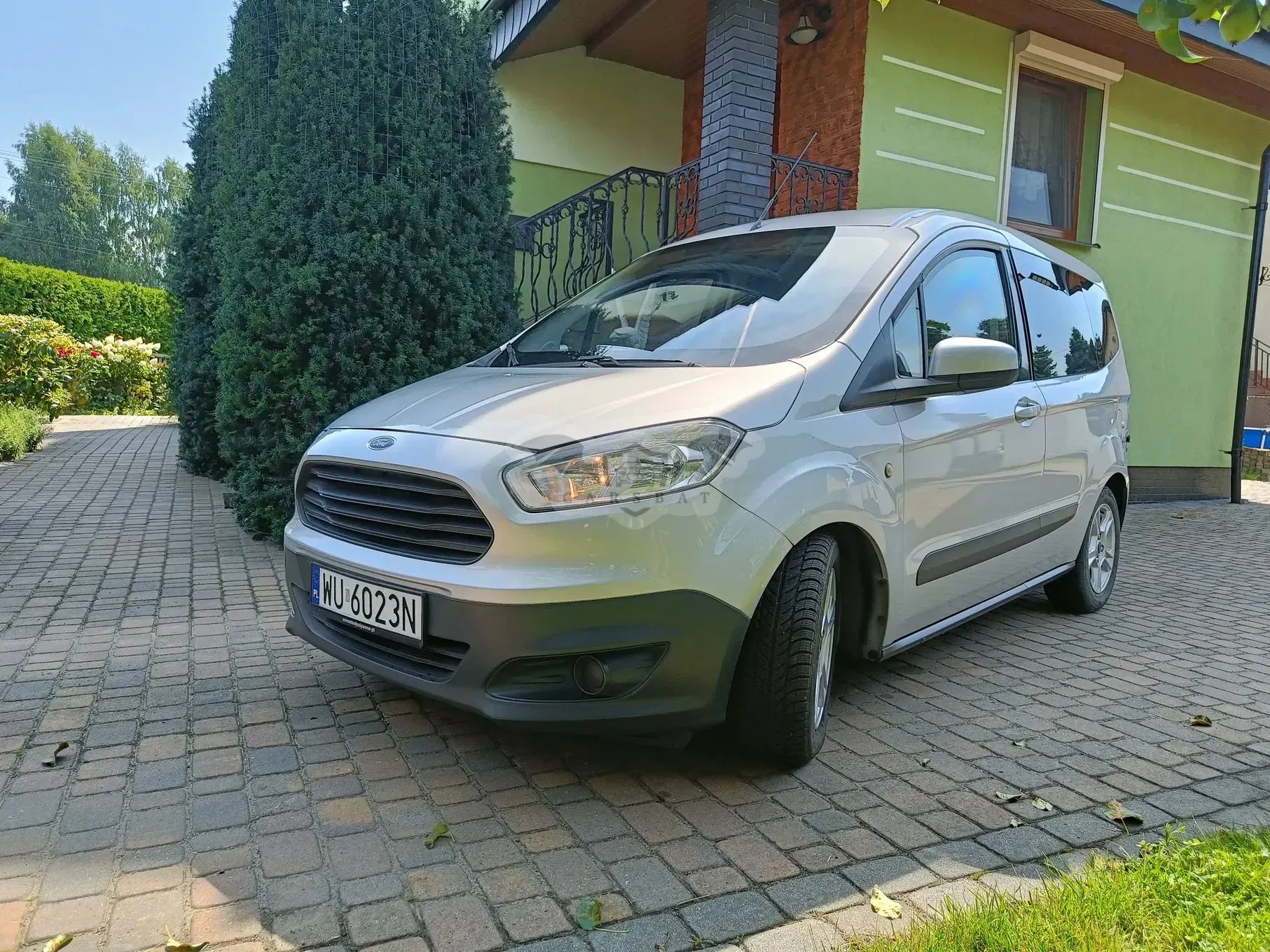 Ford Transit Courier 2015