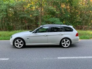 BMW 3 Series E90/E91/E92/E93 (2005-2012) 318i Edition Exclusive 2009