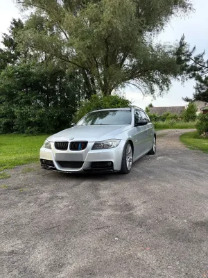 BMW 3 Series E90/E91/E92/E93 (2005-2012) 320d 2007