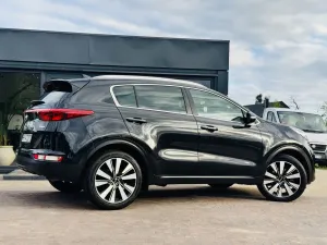 Kia Sportage IV (2016-2021) 1.7 CRDI 2WD ISG Dream-Team Edition 2016