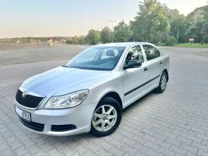 Skoda Octavia II (2004-2013) 1.6 Ambiente 2009