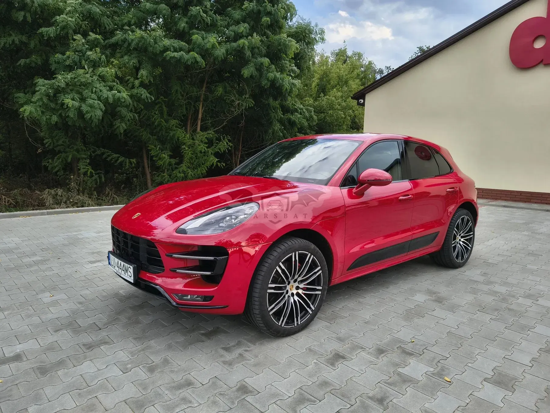 Porsche Macan II (2024-) Turbo 2017