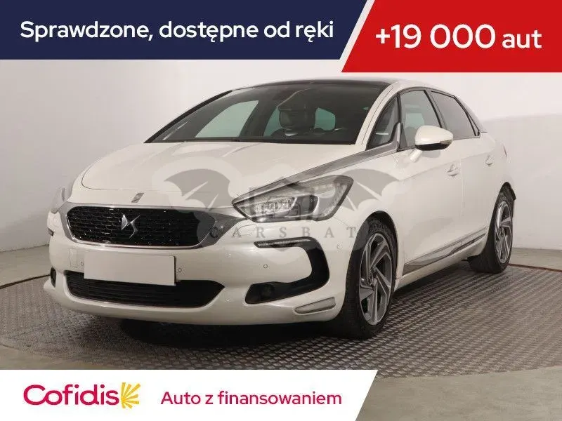 DS DS5 2017