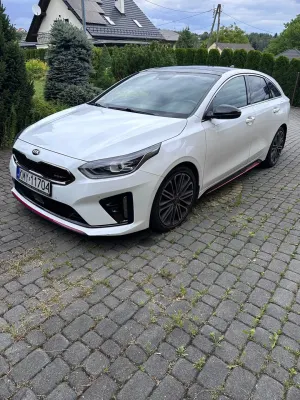 Kia Ceed 1.6 T-GDI GT DCT 2020