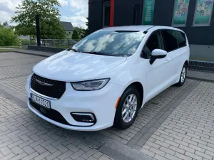 Chrysler Pacifica 2023