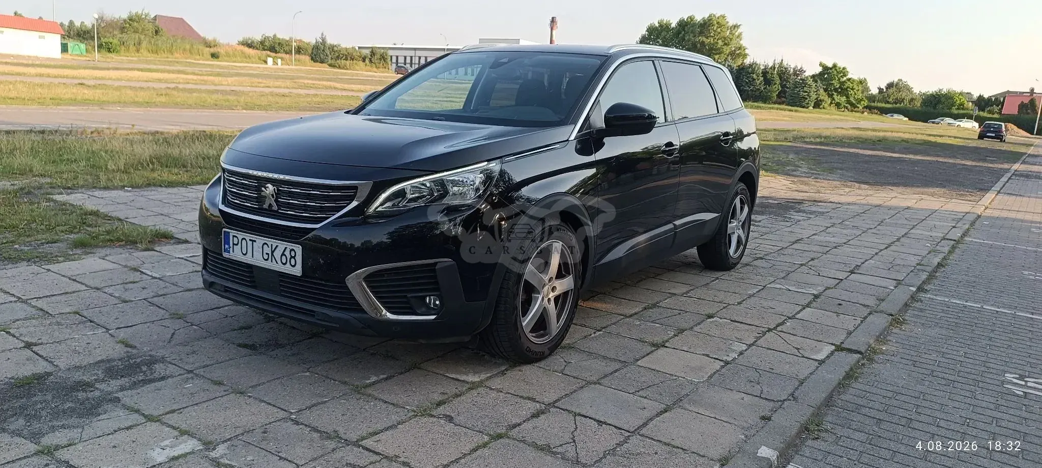 Peugeot 5008 II (2017-) PureTech 130 Stop & Start Access 2017