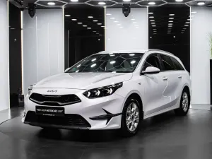 Kia Ceed III (2018-) 1.5 T-GDI M 2023