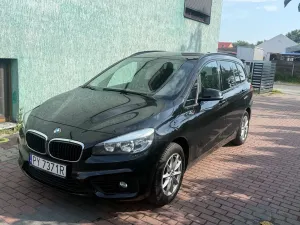 BMW 2 Series 216d Sport Line 2017