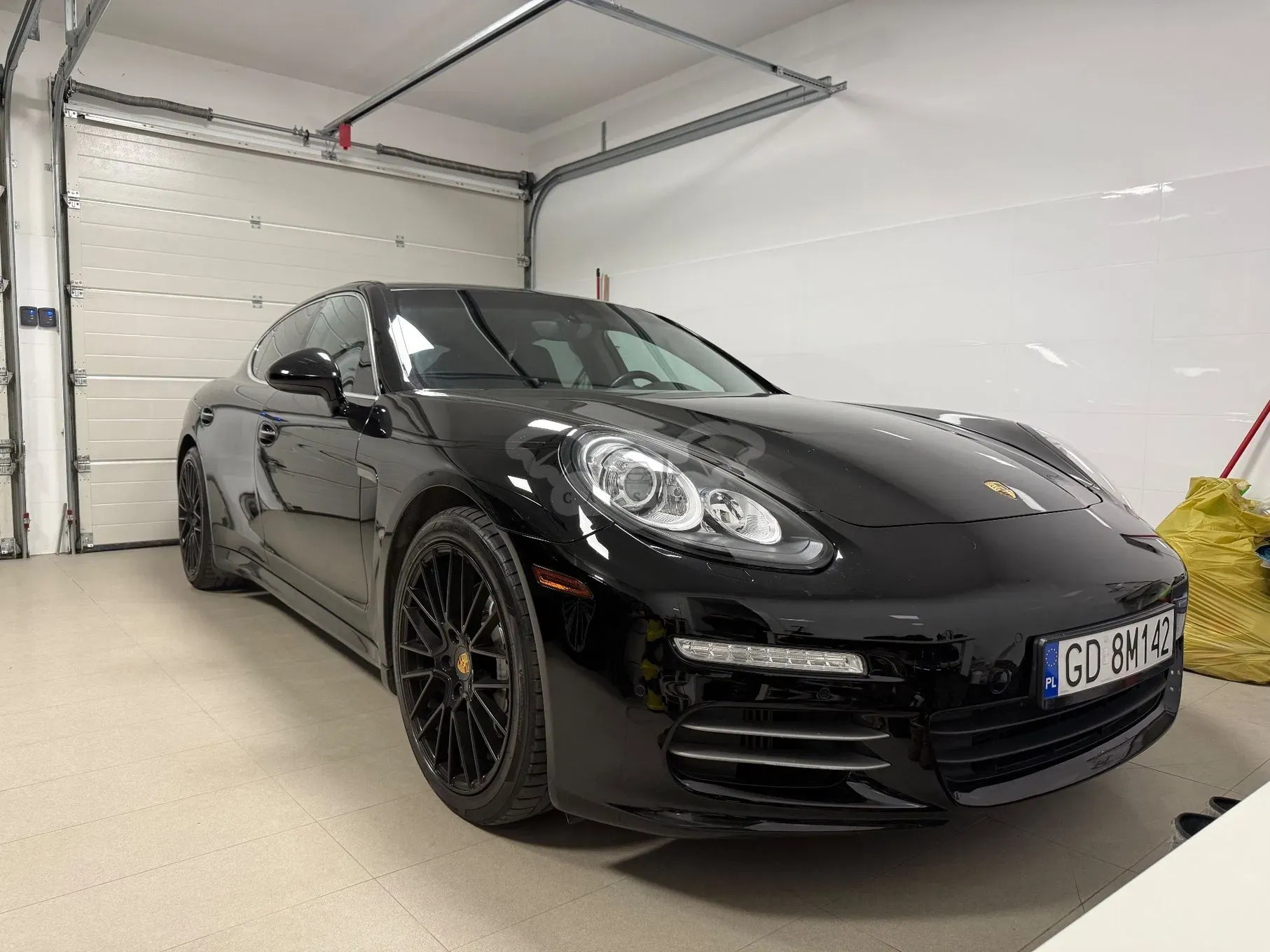Porsche Panamera 4S 2015