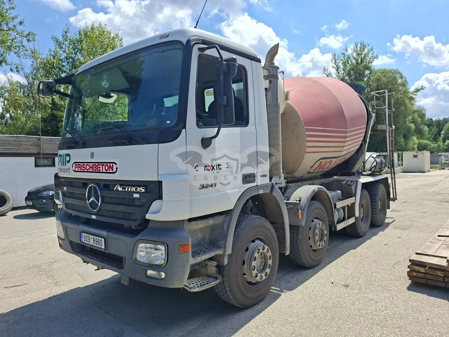 Versalift Actros 1900