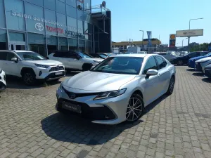 Toyota Camry 2.5 Hybrid Prestige CVT 2023