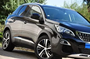 Peugeot 3008 II (2016-2024) BlueHDi 130 Stop & Start Allure Business-Paket 2018