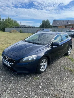Volvo V40 II (2012-) D2 R-Design 2013