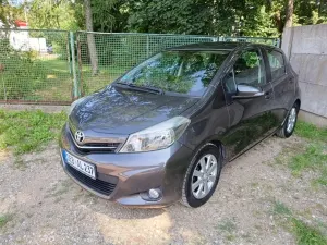 Toyota Yaris III (2011-2019) 1.33 VVT-i Cool 2012