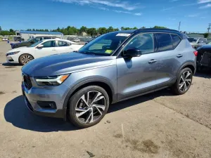 Volvo XC40 T5 AWD R-Design 2018