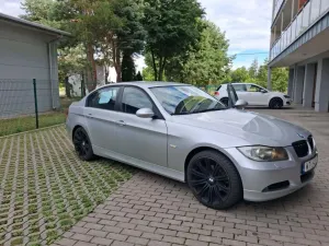 BMW 3 Series E90/E91/E92/E93 (2005-2012) 320i 2007