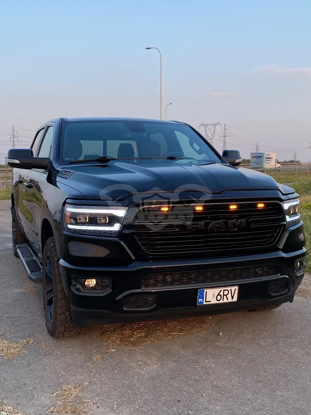 RAM 1500 5.7 Crew Cab Bighorn 2019