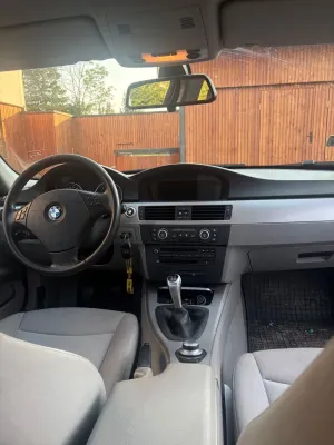 BMW 3 Series E90/E91/E92/E93 (2005-2012) 318d 2008