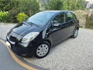 Toyota Yaris II (2005-2011) 1.33 VVT-i Cool 2009