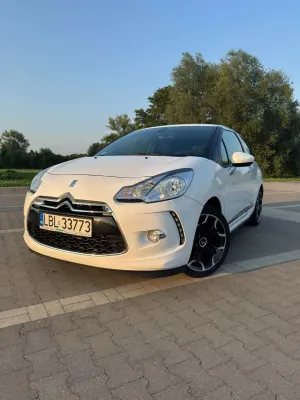Citroën DS3 VTi 120 SoChic 2012