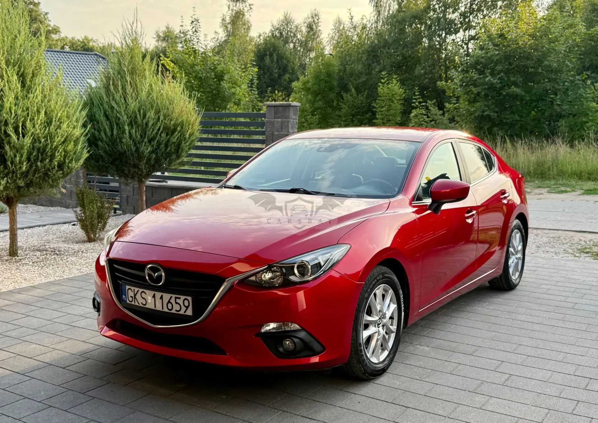 Mazda 3 III (2013-) SKYACTIV-G 120 Sports-Line 2015
