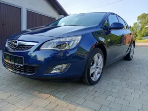 Opel Astra J (2009-2019) 1.4 Turbo Design Edition 2011
