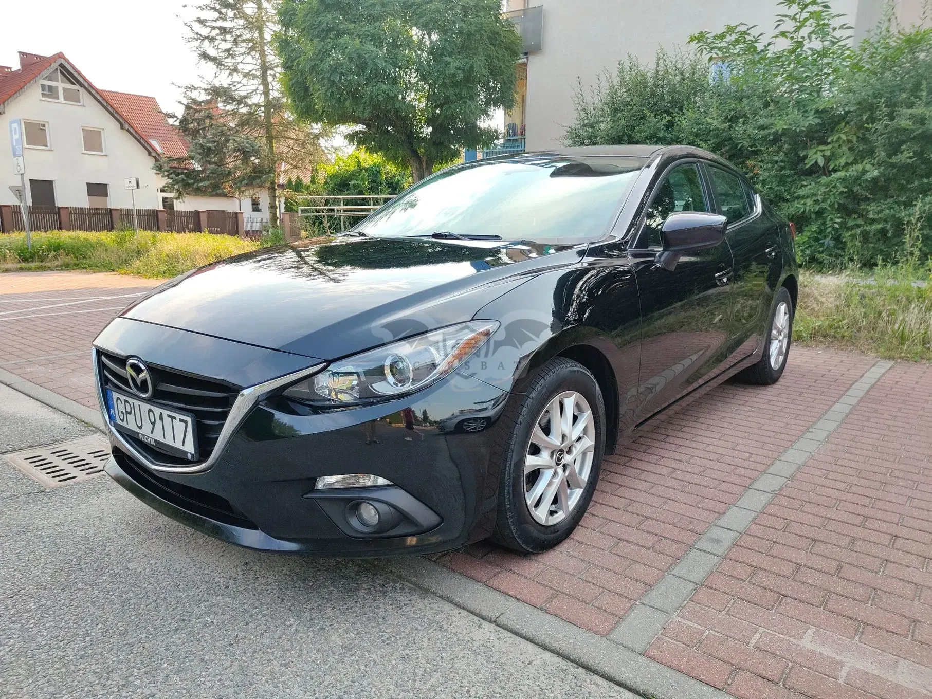 Mazda 3 III (2013-) SKYACTIV-G 120 Automatik Center-Line 2015