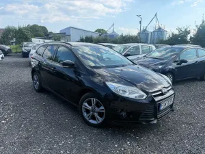 Ford Focus Mk3 (2010-2018) 1.0 EcoBoost Start-Stopp-System Champions Edition 2013